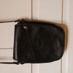 Overland Black Crossbody Excellent Condition
